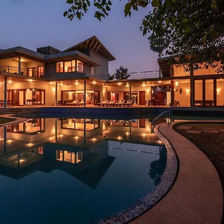 Jay House By Stayvista - Leisure Oasis With Pool, Snooker, Table Tennis & Foosball Fun Alībāg Ngoại thất bức ảnh