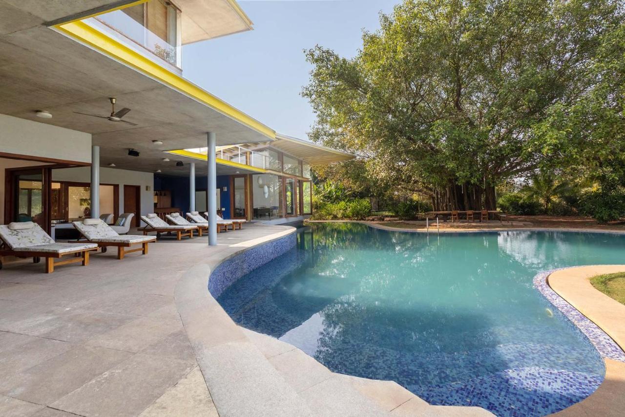 Jay House By Stayvista - Leisure Oasis With Pool, Snooker, Table Tennis & Foosball Fun Alībāg Ngoại thất bức ảnh